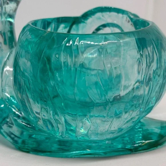 Unique Resin Aqua color Snail Planter Especially cactus - Picture 10 of 16